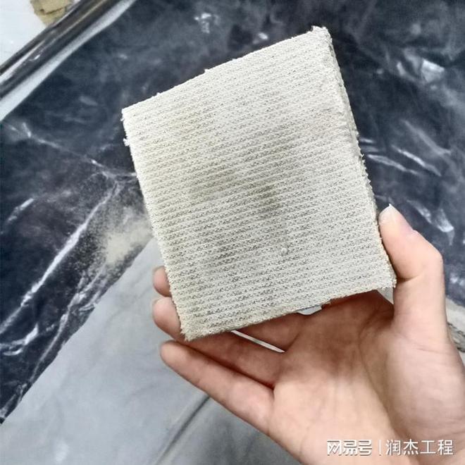 泰安润杰工程材料：专注新型水泥毯研发护坡混凝土领域实力领航